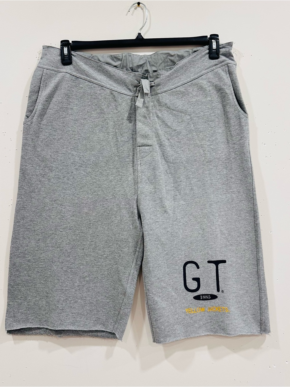 IZOD Collegiate Georgia Tech Yellow Jackets Shorts Men’s 2X  NWT